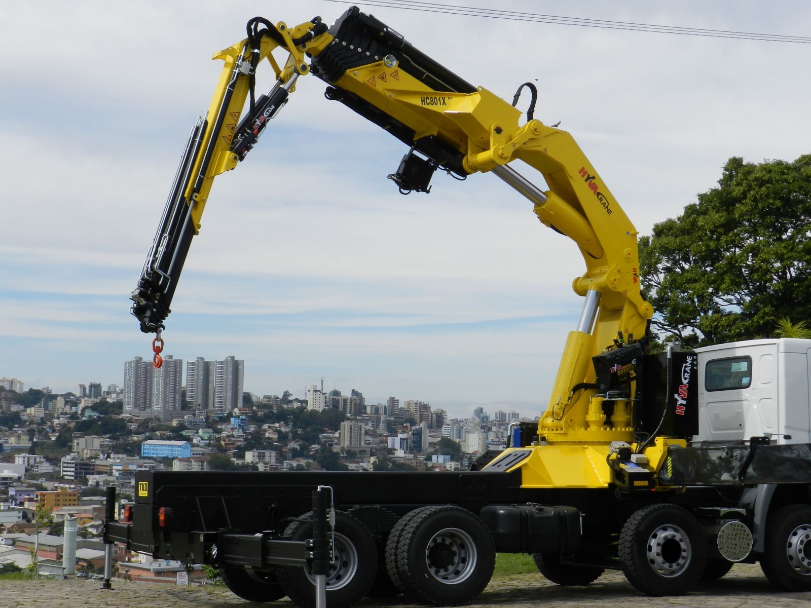 Proyecto solicitado [23 marcha de 2016] – Diseño de munck articulado. 10 a 50 tonelada