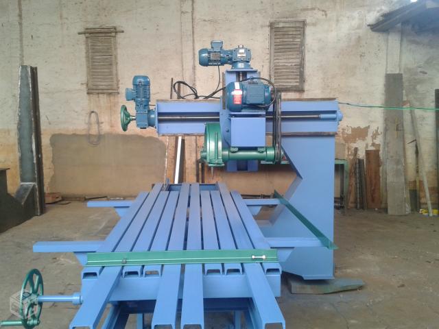 Projet demandé [4 de février de 2015] – Cortadeira de granito