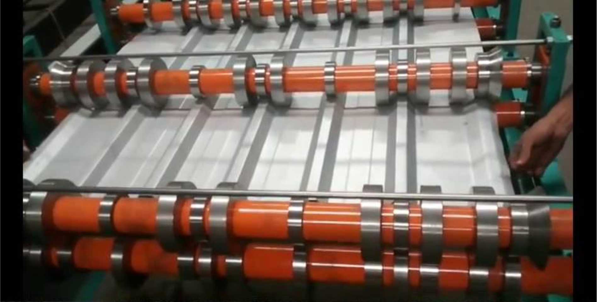 Projet demandé [22 de février de 2016] – Machine de formage de tuiles métalliques