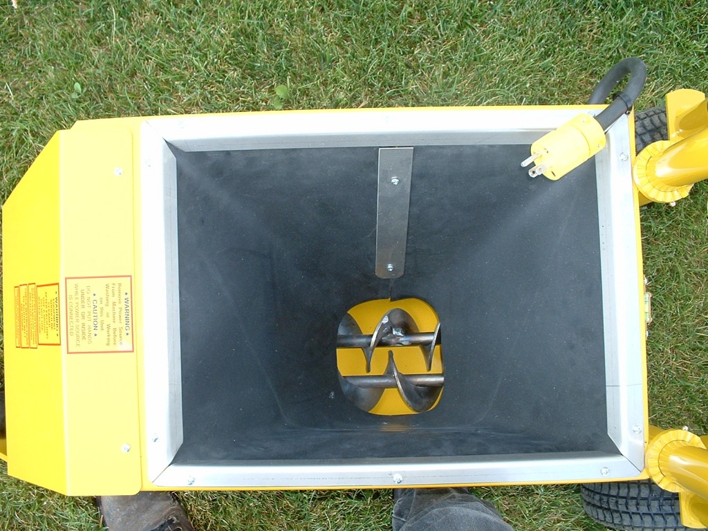 Project requested [4 April 2013] – Mini extruder with curb and concrete gutters