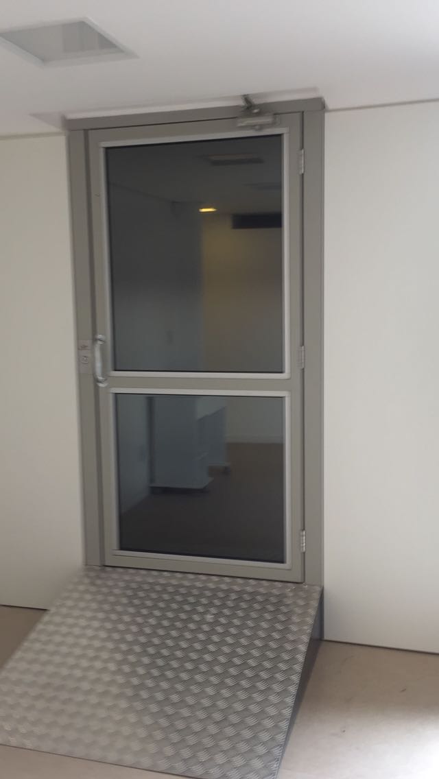 Progetti PQ: ascensori per passeggeri / Piattaforma elevatrice